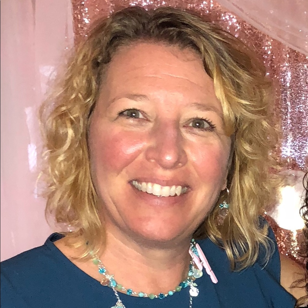 Meet your Posher, Renee